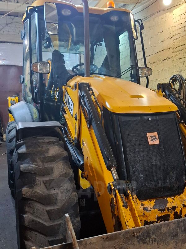 - JCB 3CX Super 2014 , 7100000 , 