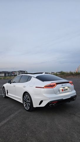  Kia Stinger 2018 , 2499000 , 