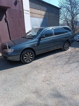  Toyota Caldina 1998 , 500000 , 