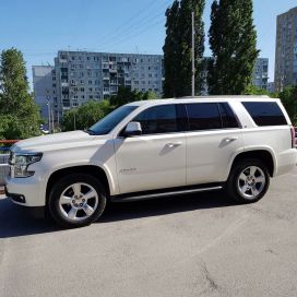 SUV   Chevrolet Tahoe 2015 , 2500000 , --