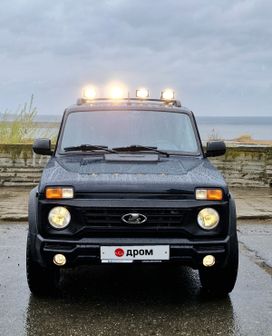  3     2023 , 1050000 ,  