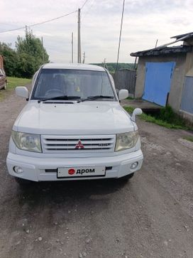 SUV   Mitsubishi Pajero iO 2000 , 550000 , 