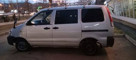    Toyota Lite Ace 2001 , 585000 , 
