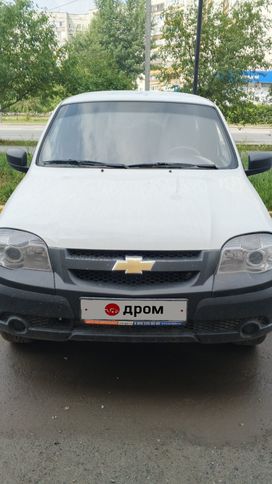 SUV   Chevrolet Niva 2020 , 695000 , 