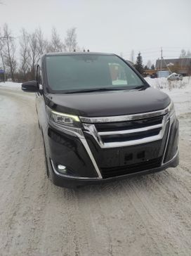    Toyota Esquire 2018 , 2800000 , 