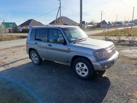 SUV   Mitsubishi Pajero iO 2000 , 650000 , 