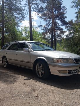  Toyota Mark II Wagon Qualis 1997 , 560000 , 