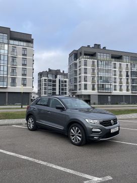 SUV   Volkswagen T-Roc 2019 , 2516000 , 
