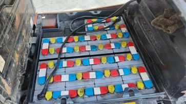  Toyota 7FB25 1999 , 480000 , 