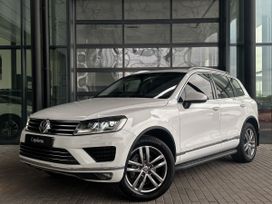 SUV   Volkswagen Touareg 2015 , 3400000 , 