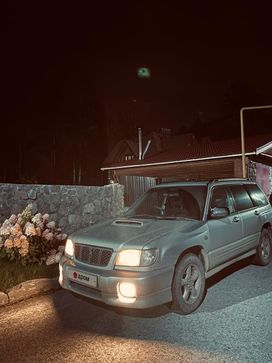 SUV   Subaru Forester 2001 , 720000 , 