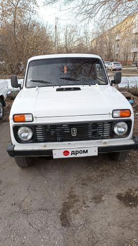  3   4x4 2121  1993 , 180000 , 