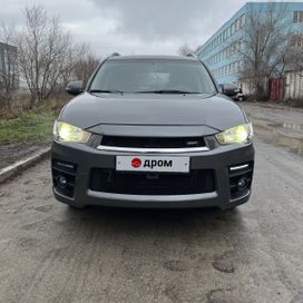 SUV   Mitsubishi Outlander 2010 , 1200000 , 