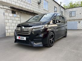    Honda Stepwgn 2017 , 2210000 , 