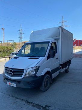   Mercedes-Benz 210D 2014 , 2350000 , 