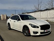  Q70, 2015