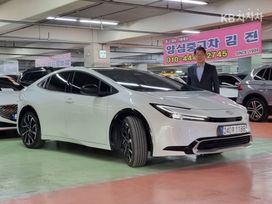  Toyota Prius 2023 , 3300000 , 