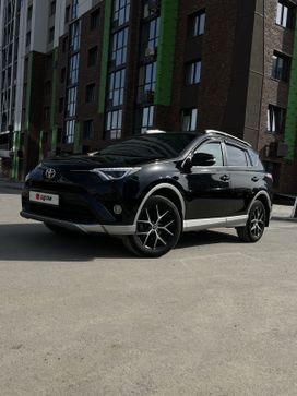SUV   Toyota RAV4 2017 , 3297000 , 