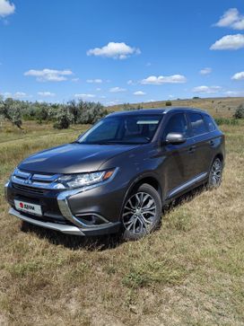 SUV   Mitsubishi Outlander 2017 , 1900000 , 