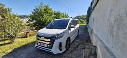   Toyota Noah 2019 , 2000000 , 