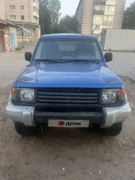 SUV   Mitsubishi Pajero 1993 , 400000 , 