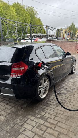  BMW 1-Series 2006 , 765000 , 