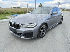 BMW 5-Series, 2022