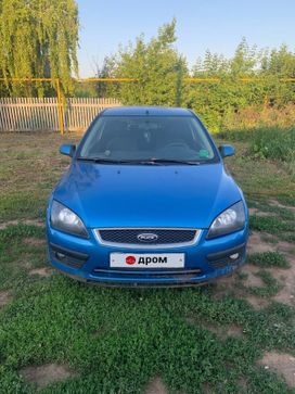  3  Ford Focus 2007 , 250000 , -