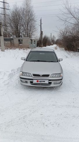 Nissan Primera 1998 , 320000 , 
