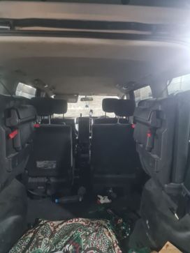    Nissan Serena 2010 , 1200000 , 