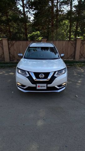 SUV   Nissan X-Trail 2017 , 2400000 , 