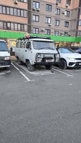      2010 , 630000 , 