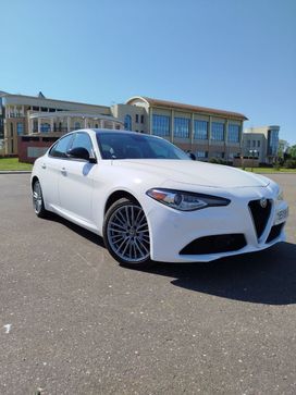  Alfa Romeo Giulia 2017 , 2100000 , 