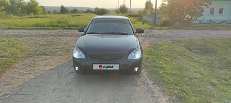    2010 , 400000 , 