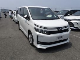    Toyota Voxy 2015 , 1360000 , 