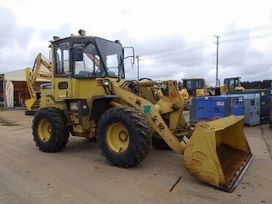   Komatsu WA100 1994 , 3000000 , 