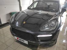Porsche Cayenne 2014 .