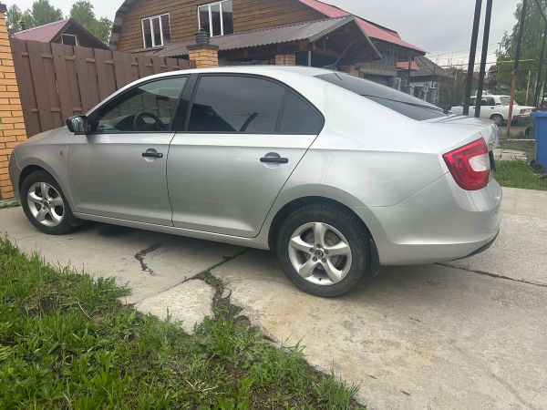  Skoda Rapid 2017 , 899000 , 