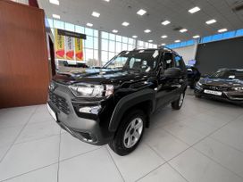 SUV      2025 , 1548500 , 