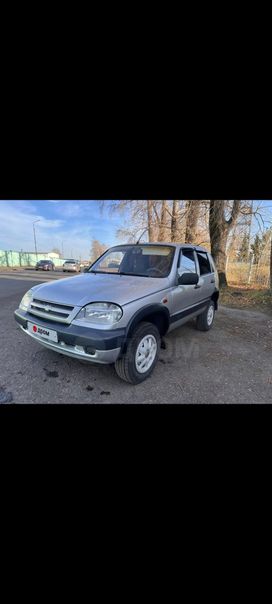 SUV   Chevrolet Niva 2004 , 325000 , -