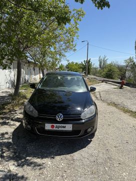  Volkswagen Golf 2010 , 880000 , 