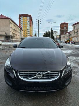  Volvo S60 2012 , 1220000 , 