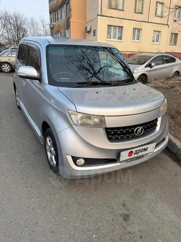  Toyota bB 2010 , 710000 , 