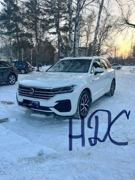 SUV   Volkswagen Touareg 2020 , 7100000 , 