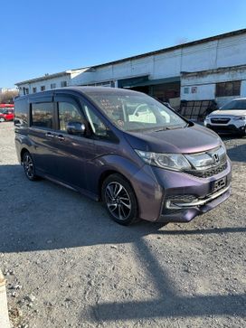    Honda Stepwgn 2015 , 1820000 , 