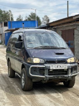    Mitsubishi Delica 1996 , 400000 , 