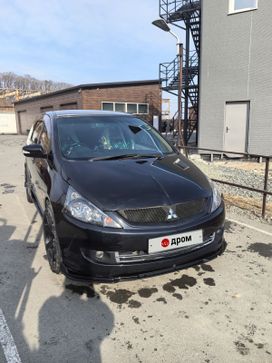    Mitsubishi Grandis 2003 , 920000 , 