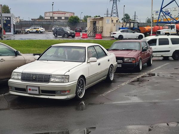  Toyota Crown 1996 , 1000000 , 
