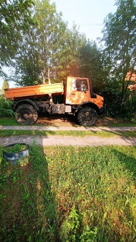   Mercedes-Benz Unimog 2000 , 2600000 , 