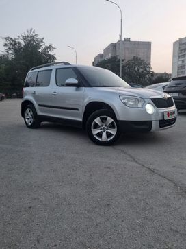 SUV   Skoda Yeti 2013 , 1030000 , 